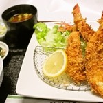 メルシー７７ - ジャンボエビフライ定食　1280円