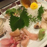 歩ずし - 大アサリとつぶ貝のお刺身