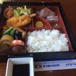 ビジネスホテル大社 - 幕の内弁当1000円