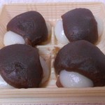 Wagashi Tsukasa Fuchu Ooteraya - こし餡派のアタシには嬉しい！　月見団子