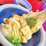 本格手打うどん おか泉 - ひや天おろし