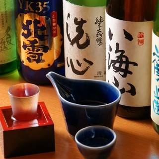 Enjoy Niigata's local sake and seasonal sake to your heart's content.