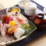 Wafu Ryori Uosaku - 刺盛御膳