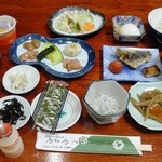 Kappou Tsunen Minshuku Yamaya - 朝食