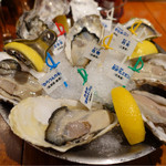 Oyster Bar ジャックポット 新宿 - 生牡蠣8種類 お任せで♪