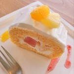 Geiya cafe - フルーツロールケーキ