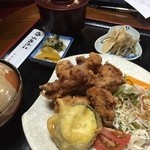 Umetako Hon Ten - センザンキ（から揚げ）定食（650円＋？円）