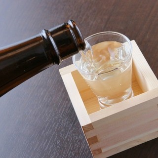 Reasonably priced sake carefully selected by the owner♪ Sake tasting sets available◎