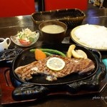 Steak House Akatsuki - 2015年9月　サーロイン200ｇ、ライスセット【2650+300円】