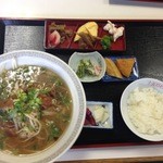 Jugomangoku Mi Ten - 長州ラーメン日替わりセット（通常990円→ランパスvol.4提示で500円）
                        ●ラーメン・ご飯・小鉢・漬物