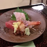 かも川本館料亭 - 刺身