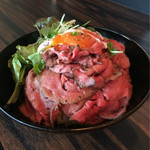 Red Rock Ame Mura Ten - ■ローストビーフ丼 880円