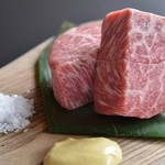 Sumibi Yakiniku Gorou Nagarekawa Ten - 当店の和牛の赤身は、最低30日以上の熟成期間をおいて、ご提供させていただいております。