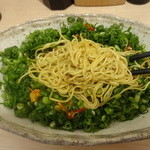 Musashibo Yokogawa Ten - 麺を引っ張り出して。。。