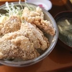 Roku - から揚げ丼500円♪
                        サクサク、うまうま（≧∇≦）