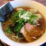 花キッチン - 醤油ワンタン麺！(2015,12/20)