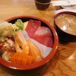 Wa Dining Hinata - 限定の海鮮丼1,000円(税抜）