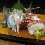 居酒屋のんべえ - 料理写真:あじとたこのお刺身です。