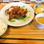 六徳 恒河沙 - 日替りランチ（鶏肉のエビミソ揚げ）