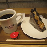 PLASIA KITCHEN - コーヒーとワッフルのセット