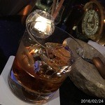 MARTINI’S - GIN&IT ロックでリクエスト