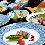 Hojo - 4000円コース 前菜、造り、（煮物・焼物・揚物）の中から一品 洋皿（牛肉料理）、 酢物、食事、甘味の全七品 