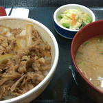 すき家 - 牛丼(並)、豚汁、お新香のセット