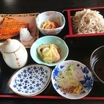 Soba Dokoro Kakashi - 日替わり昼飯 750円　このボリュームで750円は立派！