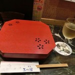 Mihanami - ＜銀河＞と名付けられた夜のコース、5,000円、白ワイン450円（税抜）