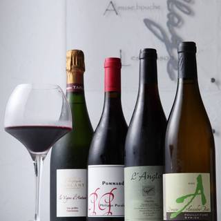 Modern French cuisine and natural wines from all over France