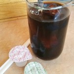 めん亭亀八 - 食後サービスのアイスコーヒー♪