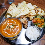 インド料理&BAR ニューデリ - レディースセット（バターチキンカレー・チーズナン）