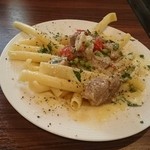 bar e torattoria Piu' Lungo - ジェノベーゼ ナポレターナ  ズィティ