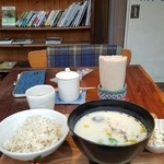 cafe コメマメイモ - 料理写真: