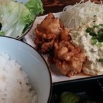 Sasazuka Sakaba Hadaka Denkyu - 電球 チキン南蛮定食