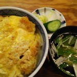 Fukuri - カツ丼（780円）