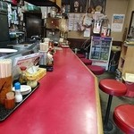 一姫ラーメン - 店内　カウンター席