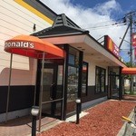 McDonald's Ichi Ni Go Iwamisawa Ten - 12号線沿いにございますマクドナルドです。店舗裏駐車場有り。