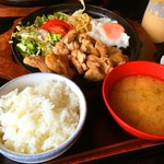 レストラン タツミ - チキンステーキ 680円(ごはん1/3)