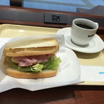 DOUTOR  Kintetsu Tsurubashi Eki Ten - モーニングＡセット