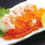 Spilled Sushi with crab and salmon roe