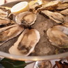 Bentley's Oyster Bar & Grill - 料理写真:牡蠣盛り合わせ