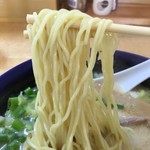 Ramen Yamato - トンコツの細ちょい縮れ麺