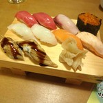 Sushi Izakaya Yatai Zushi Akishima Cho - お寿司色々です