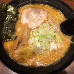 Hoshimiya Nihonbashihamamachiten - 赤味噌ラーメン730円