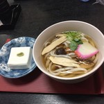 歩ん歩こ - 松茸うどんとごまどうふ