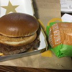 McDonald's Shin Tokorozawa Ten - テキサスバーガー 490円+チキンチーズバーガー 200円