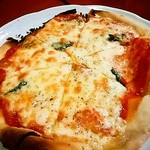 ITALIAN BAR OMI - ピッツァマルゲリータ1100円