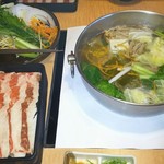 Shabu Shabu Sukiyaki Dontei Noda Ten - 