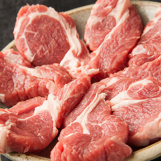 Enjoy high-quality lamb meat cooked over binchotan charcoal.